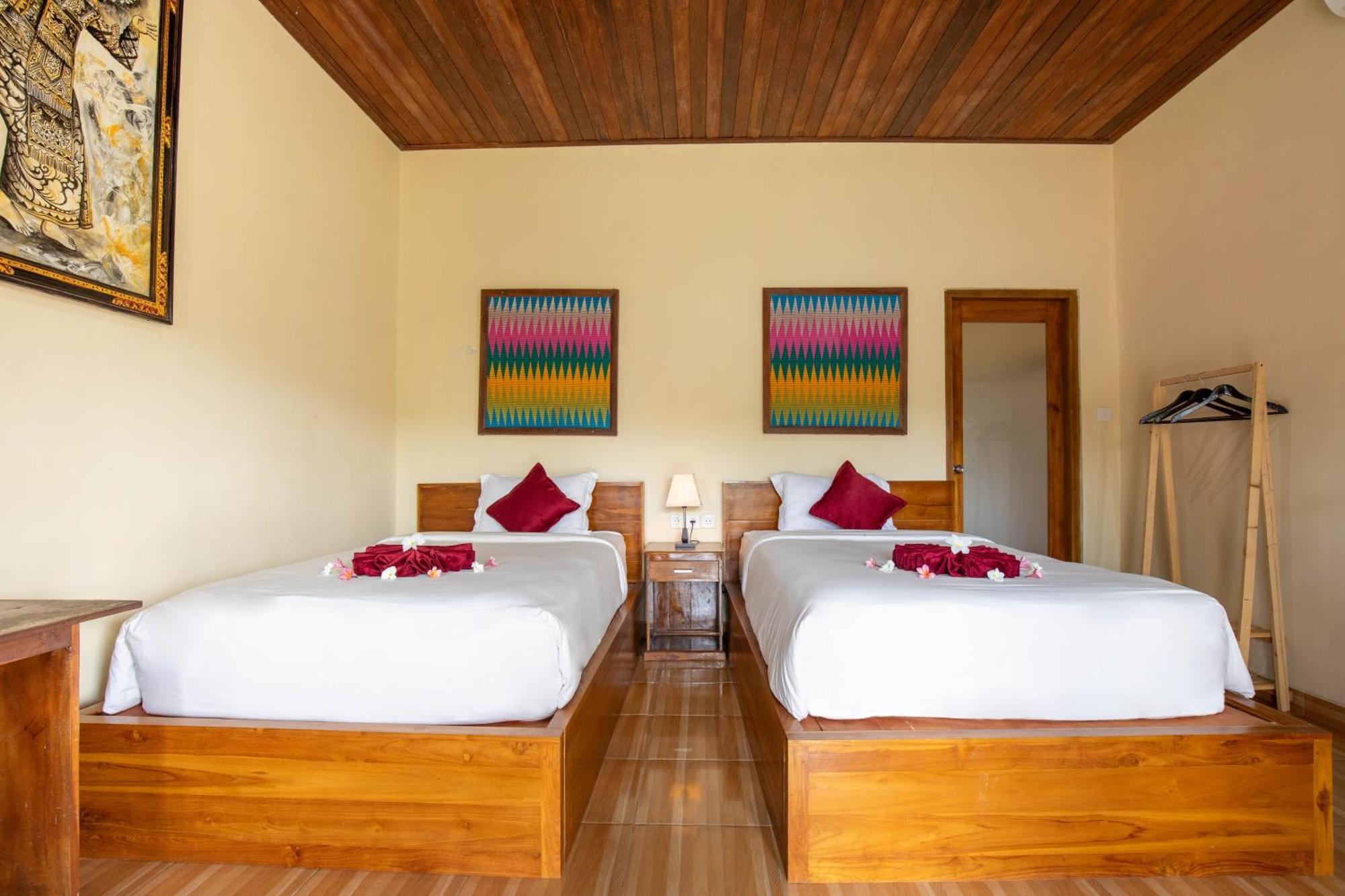 Batang Golden Hills Hotel Tanglad Exterior photo